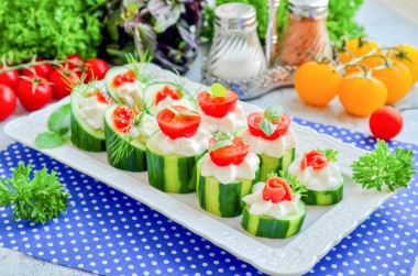 Закуска из огурцов
