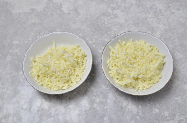 Хачапури по аджарски с сыром сулугуни в духовке