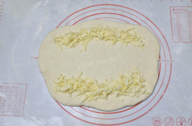 Хачапури по аджарски с сыром сулугуни в духовке