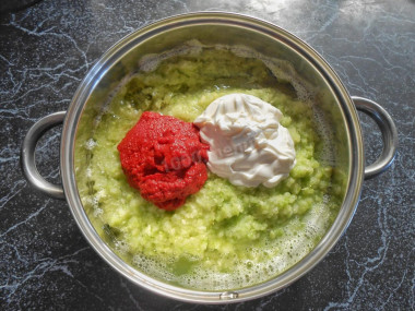 Кабачковая икра с майонезом через мясорубку