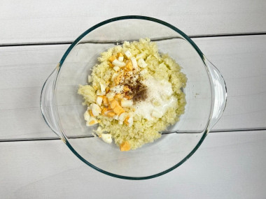 Капустные котлеты с яйцами