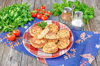 Куриные оладьи с манкой