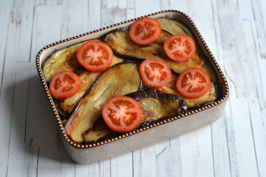 Мусака с картофелем баклажанами и фаршем