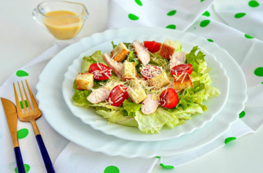 Салат Цезарь классический с курицей