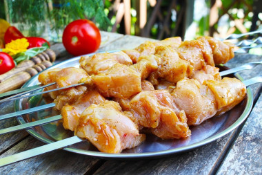 Шашлык из куриной грудки на мангале