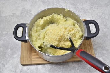 Картофельное пюре запеченное в духовке с сыром