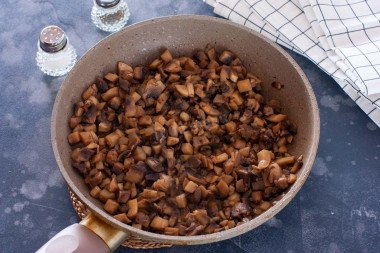 Курник классический с курицей и картошкой и блинами