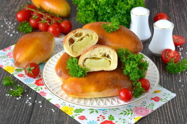 Пирожки с картошкой в аэрогриле