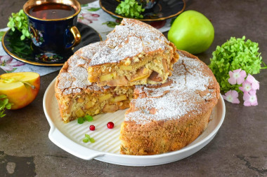 Шарлотка с яблоками в аэрогриле
