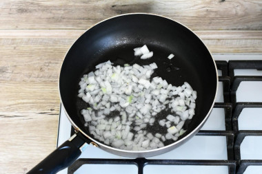 Тимбаль из баклажанов с макаронами и фаршем