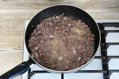 Тимбаль из баклажанов с макаронами и фаршем