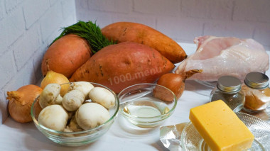 Запечённый батат с курицей в духовке