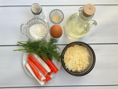Крабовые палочки с сыром на сковороде