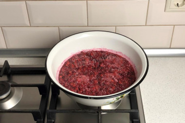 Варенье из брусники с яблоками на зиму